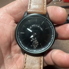 POLO ASSN. Relógio masculino preto face e estojo couro marrom bateria fresca, usado comprar usado POLO ASSN. Relógio masculino preto face e estojo couro marrom bateria fresca, usado comprar usado  Enviando para Brazil