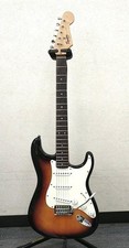 SQUIER BULLET STRAT (NO250701) comprar usado  Enviando para Brazil