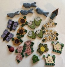 Usado, PÁSSARO - Borboletas - FLOR - Outros enfeites de madeira - R-180 comprar usado Usado, PÁSSARO - Borboletas - FLOR - Outros enfeites de madeira - R-180 comprar usado  Enviando para Brazil