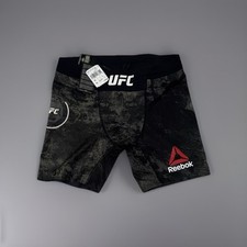 Usado, Shorts octógono juvenil oficial do UFC Reebok - Preto/cinza/vermelho comprar usado  Enviando para Brazil