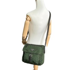 Autêntica bolsa de ombro PRADA tiracolo logotipo náilon cáqui bem conservada B8994 comprar usado  Enviando para Brazil