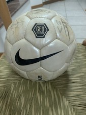 Pallone nike autografato usato  Monteprandone