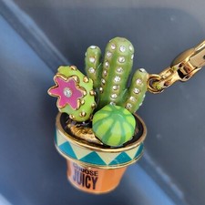 Juicy couture multiple for sale  Hoschton