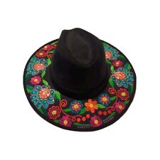 N.r. hat women for sale  Garland