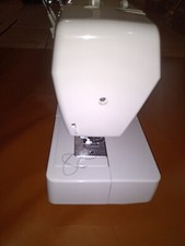 Máquina de costura/funciona super ótima/costura acolchoada/arte de costura/artesanato/denim comprar usado  Enviando para Brazil