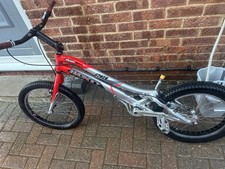 Monty 219 for sale  SCARBOROUGH