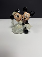 Usado, Estatueta de porcelana/topper de bolo Disney Mickey e Minnie Mouse noiva e noivo comprar usado  Enviando para Brazil