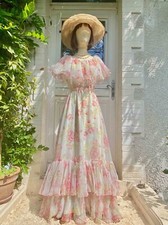 Magnifique robe romantique d'occasion  Les Pavillons-sous-Bois