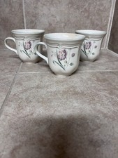 Conjunto de 3 xícaras/canecas buquê de peônia Mikasa Heritage marfim F 2013 comprar usado  Enviando para Brazil