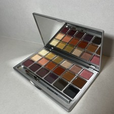 Paleta de maquiagem Kryolan Eye Shadow compacta V6 18 cores comprar usado Paleta de maquiagem Kryolan Eye Shadow compacta V6 18 cores comprar usado  Enviando para Brazil