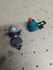 Vespa lx125 lock for sale  MANCHESTER