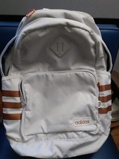 Mochila escolar Adidas branca 12x19x6" vários zíperes e seções 90288 comprar usado  Enviando para Brazil