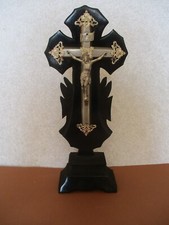Crucifix metal socle d'occasion  Wattrelos