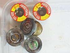 Usado, Fusíveis elétricos de vidro parafuso em rosca roscada vintage 20 25 30 amp maior ok comprar usado  Enviando para Brazil