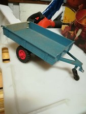 Vecchio giocattolo rimorchio usato Vecchio giocattolo rimorchio usato  Trento