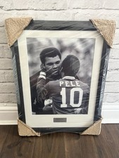 Quadro assinado e emoldurado de Pelé com Muhammad Ali 43cm x 56cm Sporting Moments certificado de autenticidade comprar usado  Enviando para Brazil