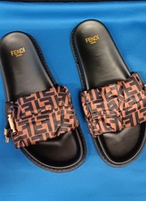 New fendi brown for sale  Chama