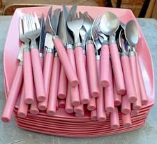 Couverts assiettes camping d'occasion  Andouillé