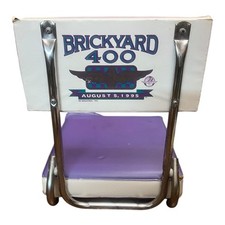 Assento acolchoado dobrável vintage Brickyard 400 5 de agosto de 1995 roxo branco corrida comprar usado  Enviando para Brazil