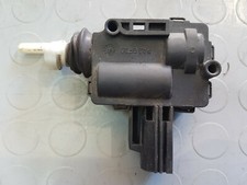 Attuatore sportello carburante usato  Rosarno
