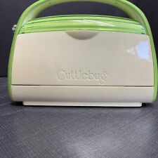 Cuttlebug cutter embossing d'occasion  Expédié en Belgium