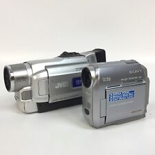 Lot camescope jvc d'occasion  Clermont-Ferrand-