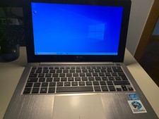 asus s200e usato  Genova