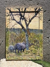 Acrylic Painting on wood panel (Format A5). Rhinos are  chasing a leopard. comprar usado Acrylic Painting on wood panel (Format A5). Rhinos are  chasing a leopard. comprar usado  Enviando para Brazil