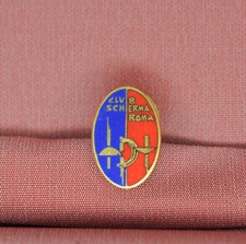 Distintivo club scherma usato  Italia