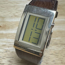 Relógio digital Kenneth Cole KC1398 masculino tom dourado retangular couro nova bateria comprar usado  Enviando para Brazil
