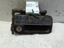 82489541 maniglia esterna usato  Mazzarino