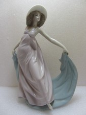 Lladro figurine spring for sale  BONNYBRIDGE