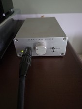 AMPLIFICADOR DE AURICULARES GRAHAM SLEE SOLO + ALIMENTACIÓN EXTERNA PS1 comprar usado  Enviando para Brazil