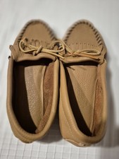 Minnetonka women moccasins for sale  Towanda