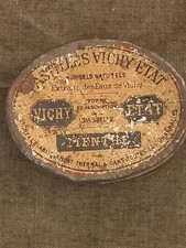 Ancienne boîte pastilles d'occasion  Saint-Sulpice-les-Champs