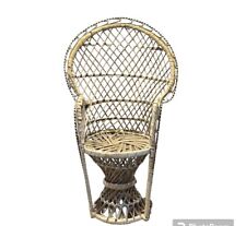 Cadeira de vime ventilador traseiro boneca de vime planta de pelúcia suporte Boho Tiki 16,5 pol. alto, usado comprar usado  Enviando para Brazil