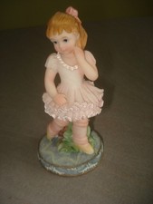 Petite figurine danseuse d'occasion  Longpont-sur-Orge