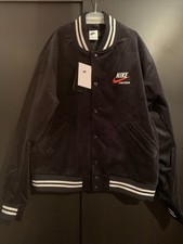 Veste nike sportswear d'occasion  Aulnay-sous-Bois