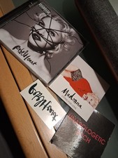 Madonna - Rebel Heart - CD w/stickers, tattoo - USA, usado comprar usado Madonna - Rebel Heart - CD w/stickers, tattoo - USA, usado comprar usado  Enviando para Brazil