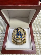2024 anello dodgers usato  Spedire a Italy