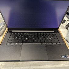 Razer blade d'occasion  Ecquevilly