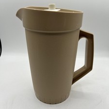 Usado, Tupperware #800 2 quartos jarro base bronzeado com tampa de botão marfim EUA vintage comprar usado  Enviando para Brazil