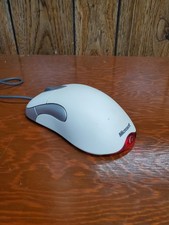 USB óptico Microsoft IntelliMouse - X05-92654, branco e cinza - Testado - Funciona comprar usado USB óptico Microsoft IntelliMouse - X05-92654, branco e cinza - Testado - Funciona comprar usado  Enviando para Brazil