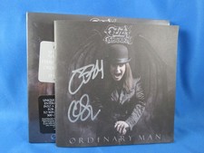 OZZY OSBOURNE assinado à mão homem comum CD livreto autógrafo foto Black Sabbath comprar usado  Enviando para Brazil
