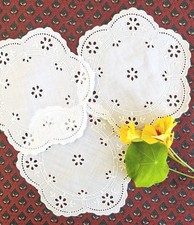 Spitzendeckchen weiss 3er gebraucht kaufen Spitzendeckchen weiss 3er gebraucht kaufen  Berlin