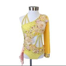 rhythmic gymnastic leotards usato rhythmic gymnastic leotards usato Spedire a Italy