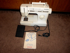 VINTAGE CANTORA CONTROLE ELETRÔNICO MÁQUINA DE COSTURA PORTÁTIL - FUNCIONA BEM - XX 1 comprar usado  Enviando para Brazil