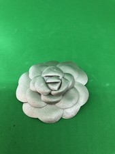 Chanel camelia doré d'occasion  Paris XII