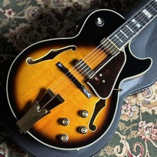 Guitare électrique hollow d'occasion  Expédié en France