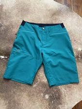 Salomon women shorts for sale  LINCOLN